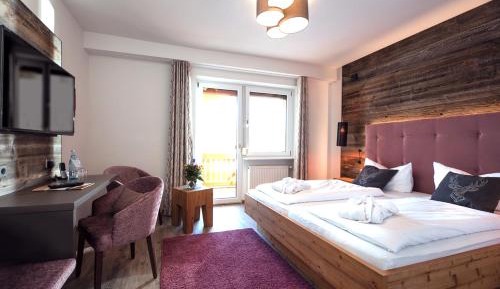 Deluxe Double Room with Balcony