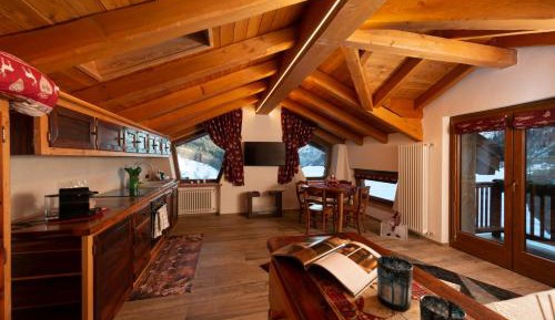 Studio with Lake View