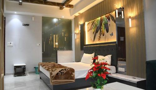 King Room with Balcony