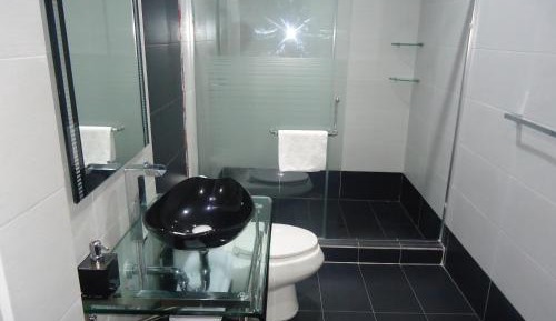 Studio with Spa Bath