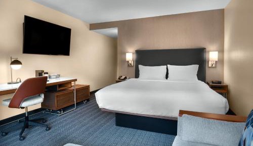 King Room with Sofa Bed