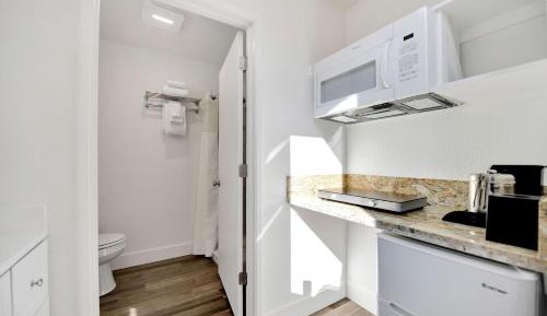 Single Room with Balcony