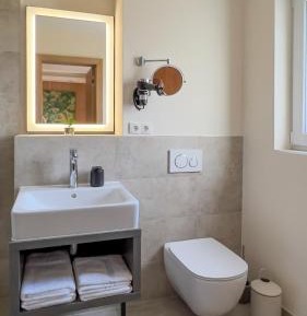 Large Single Room