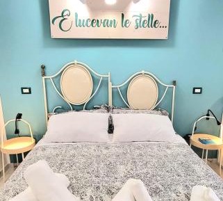 Deluxe Room (2 Adults + 1 Child)