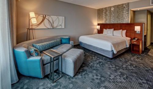 King Room with Sofa Bed
