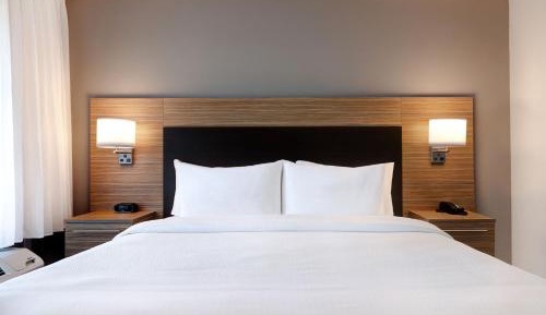 King Studio with Sofa Bed