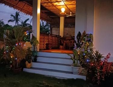 Family Room with Garden View
