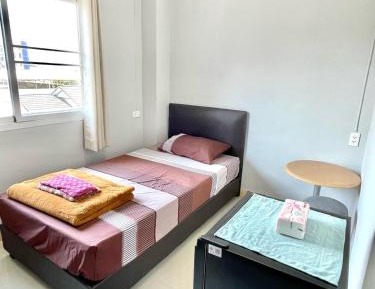 Single Room with Private Bathroom