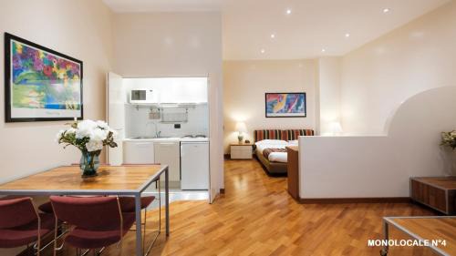 Studio (2 Adults)