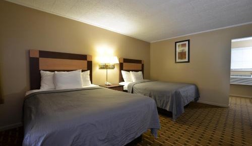 Queen Room with Two Queen Beds - Non-Smoking