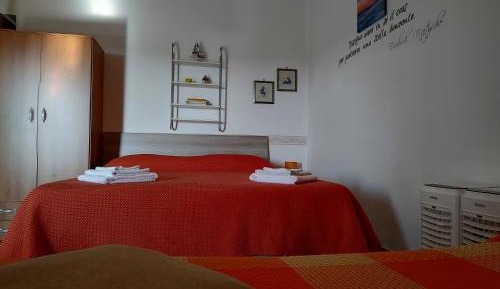 Quadruple Room with Private External Bathroom