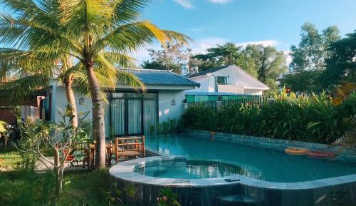 Double Room with Pool View