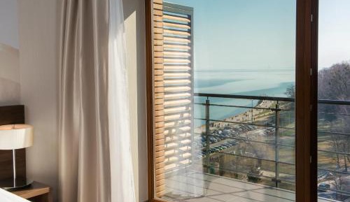 Double or Twin Premium Room by Seaside