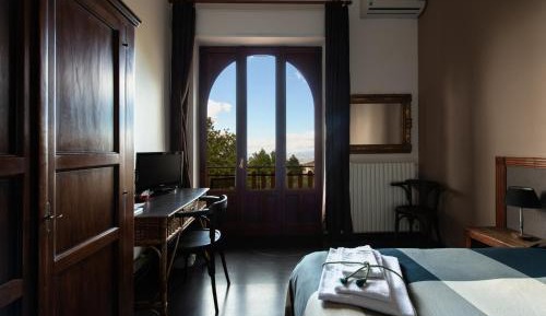 Classic Double Room with Balcony