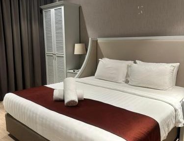  The Razzle Two-Bedroom Suite