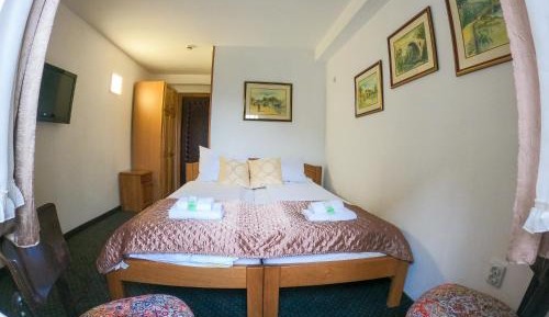 Deluxe Double Room with Mountain View