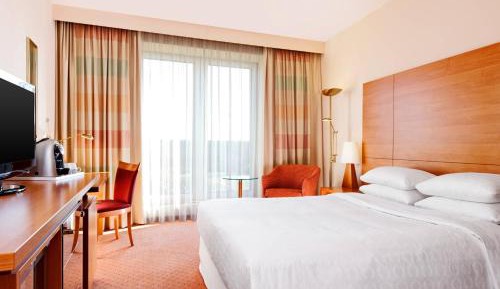 Superior Queen Room