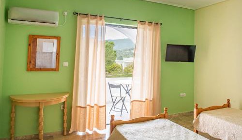 Quadruple Room with Balcony