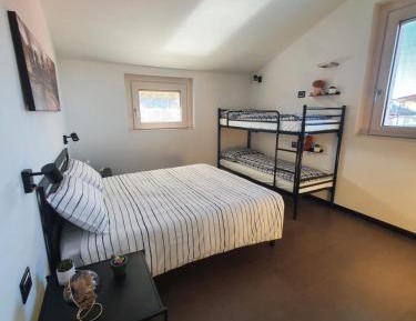 Quadruple Room with Private Bathroom