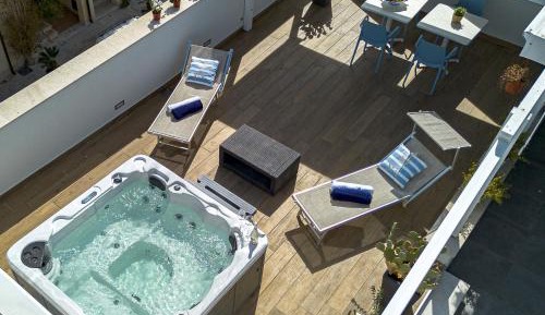 Suite with Terrace and Spa Bath