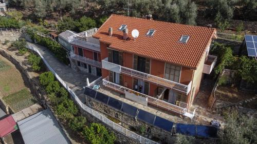 Apartment with Garden