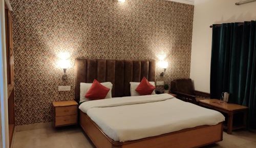 Superior King Room