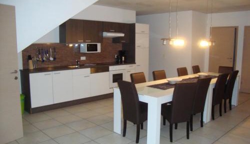 Apartment (10 Adults)