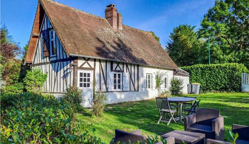 Three-Bedroom Holiday Home 
