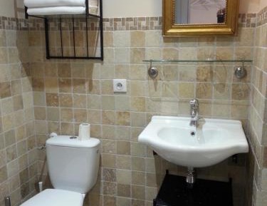 Standard Double Room with Garden View