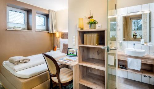 Single Room with Shower
