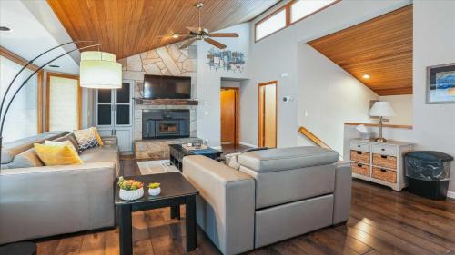 Three-Bedroom Vacation Home 