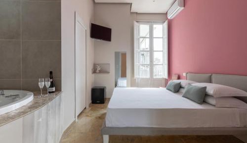 Double Room with Spa Bath