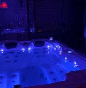 Double Room with Spa Bath