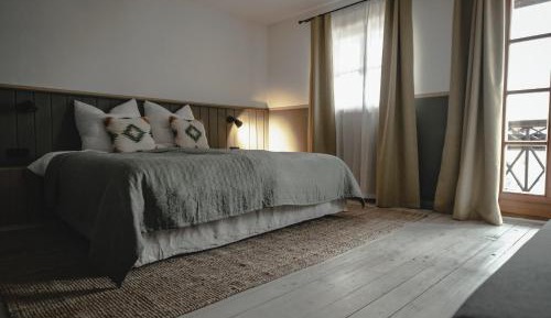 Quadruple Room with Balcony
