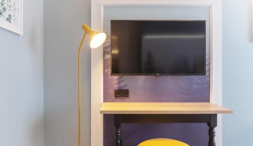 Standard Room with Two Single Beds