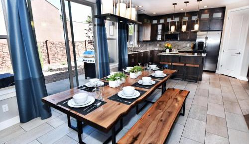 Four-Bedroom Holiday Home