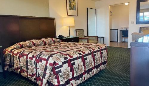 Traditional King Room