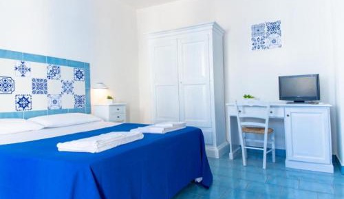 Classic Quadruple Room