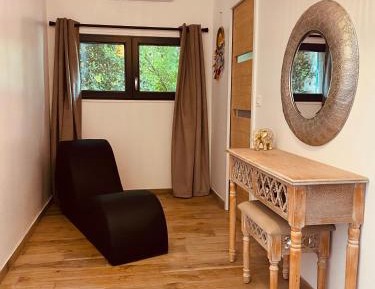 Suite with Hot Tub
