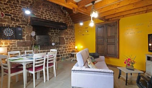 Holiday Home (6 Adults)
