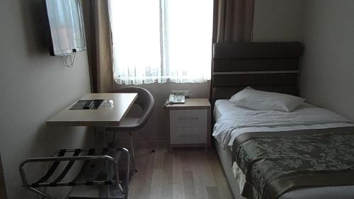 Small Single Room