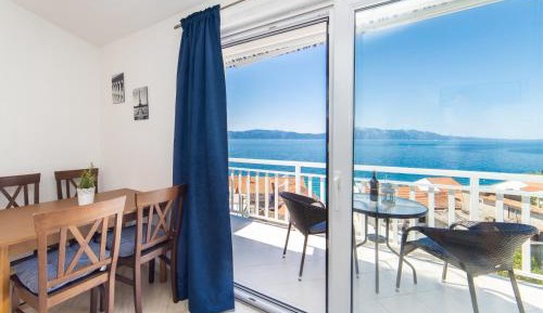 One Bedroom Apartment