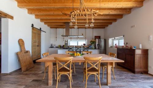 Villa with Garden View