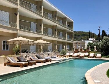 Deluxe Two-Bedroom Apartment