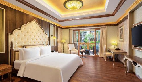 Deluxe Double Room with Balcony
