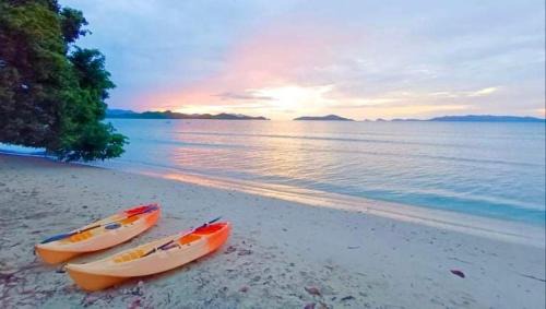 Bungalow with Sea View