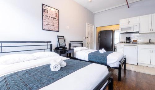 Standard Triple Room with Shared Bathroom