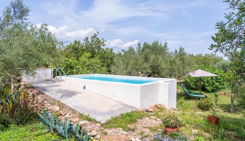 Villa with Garden View