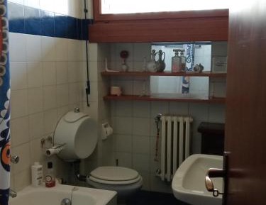 Twin Room with Shared Toilet