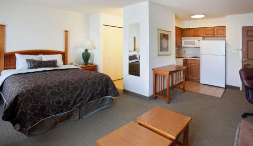 Queen Studio Suite